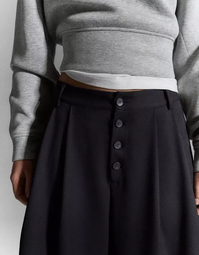 Gestreifte Culottes-Bermudashorts Gestreifte Culottes-Bermudashorts