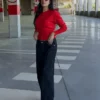Gestreifte Jacke mit Rundhalsausschnitt und Knopfleiste Gestreifte Jacke mit Rundhalsausschnitt und Knopfleiste