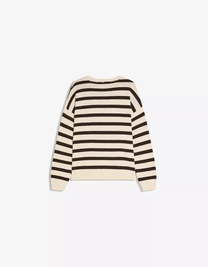 Gestreifter Pullover mit Rundhalsausschnitt Gestreifter Pullover mit Rundhalsausschnitt