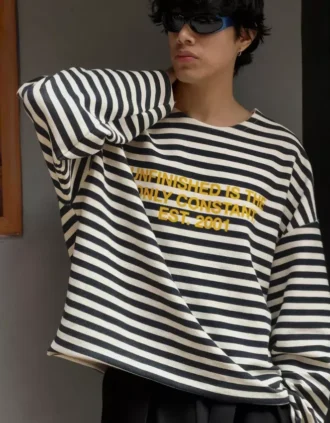 Gestreiftes Sweatshirt mit Rundhalsausschnitt – Sweatshirts und Hoodies