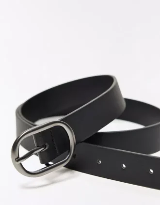 Gürtel mit ovaler Schnalle – Accessoires Gürtel mit ovaler Schnalle – Accessoires