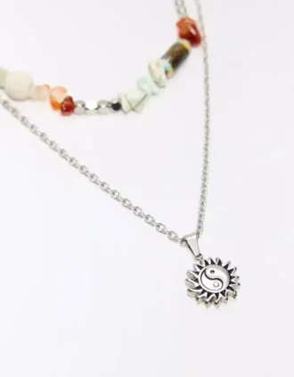 Halskette aus Edelstahl und Stein – Accessoires