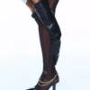 High-Heel-Schuh mit Kettenverzierung – Schuhe mit High Heels