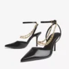 High-Heel-Schuh mit Kettenverzierung – Schuhe mit High Heels