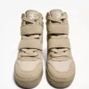 High-Top-Sneaker mit innerem Keilabsatz – Schuhe
