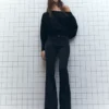 Hose mit ausgestelltem Schnitt und Taschenklappen – Hose Hose mit ausgestelltem Schnitt und Taschenklappen – Hose