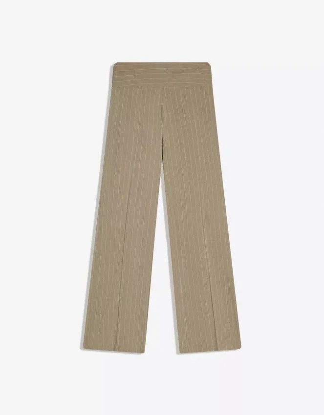 Hose mit tiefem Bund und Kummerbund Hose mit tiefem Bund und Kummerbund