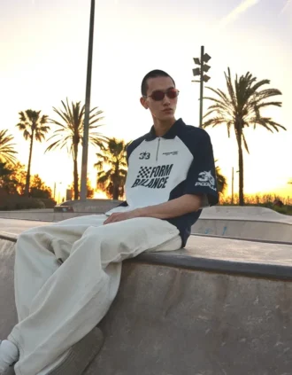 Interlock-Racing-Poloshirt mit kurzen Ärmeln – Bershka Lovers