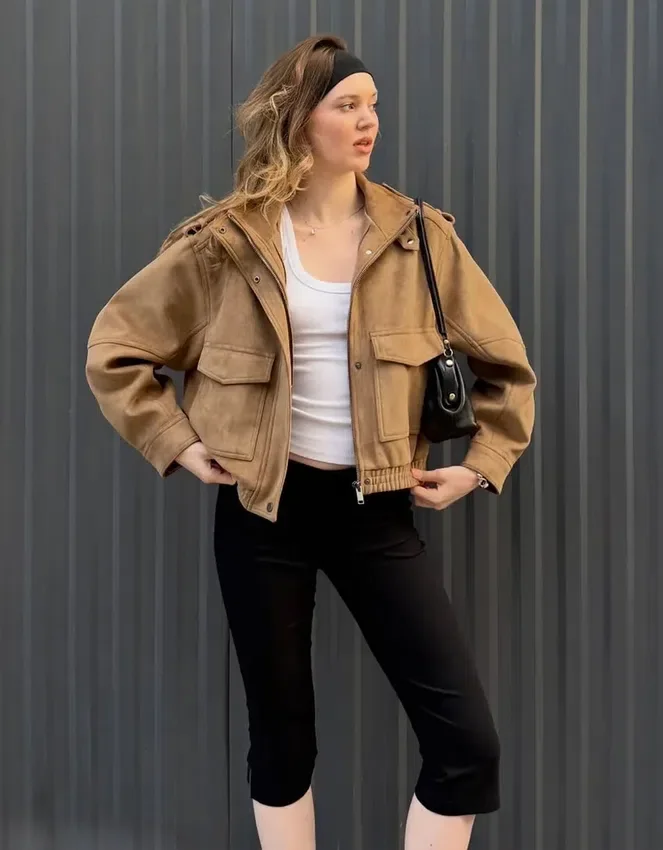 Jacke aus Kunstwildleder Jacke aus Kunstwildleder