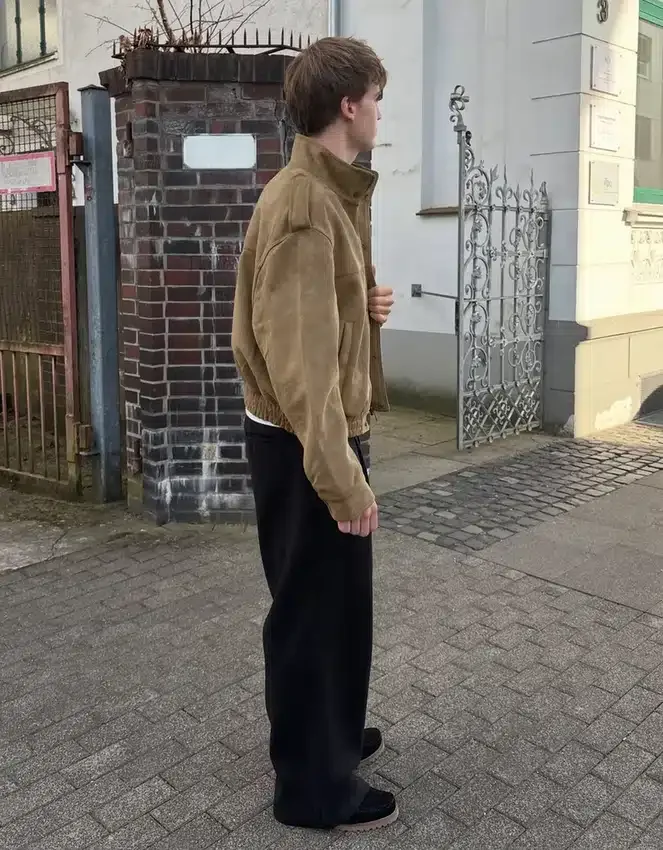 Jacke aus Kunstwildleder Jacke aus Kunstwildleder