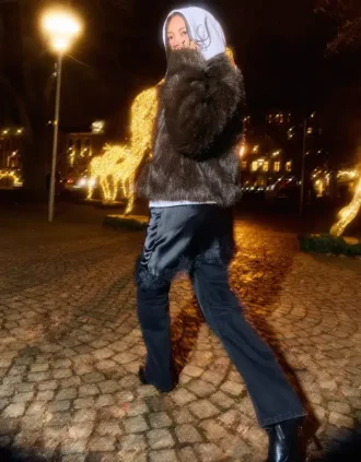 Jacke mit Kunstpelzkragen – Jacken und Trenchcoats