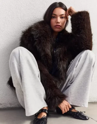 Jacke mit Kunstpelzkragen – Jacken und Trenchcoats – Damen