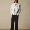 Jeans mit geradem Bein und ausgestelltem Saum – Jeans
