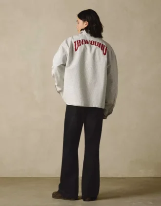 Jeans mit geradem Bein und ausgestelltem Saum – Jeans Jeans mit geradem Bein und ausgestelltem Saum – Jeans