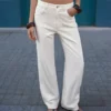 Jeans mit hoher Taille, Straight-Schnitt und Wide Leg – Hosen – Damen