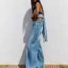 Jeans mit hoher Taille, Wide Leg und gekreuztem Bund – Hose Jeans mit hoher Taille, Wide Leg und gekreuztem Bund – Hose