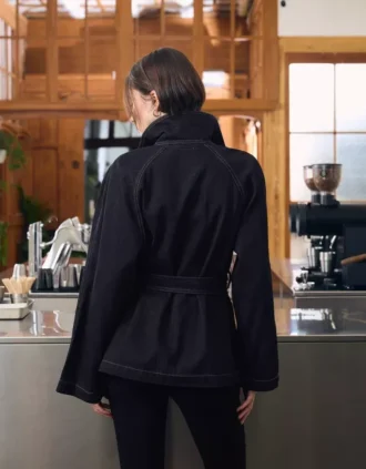 Jeansjacke mit Gürtel