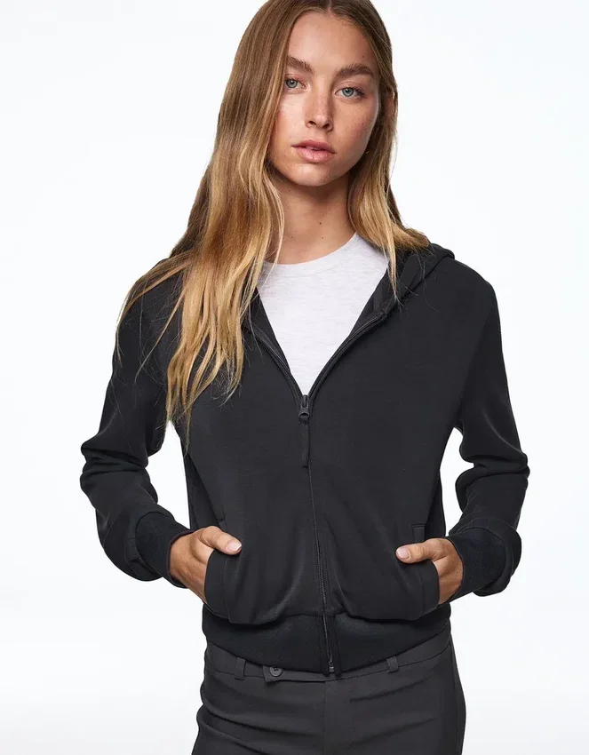 Kapuzenpullover mit Reißverschluss Kapuzenpullover mit Reißverschluss
