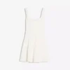 Kleid mit ausgestelltem Rock Kleid mit ausgestelltem Rock
