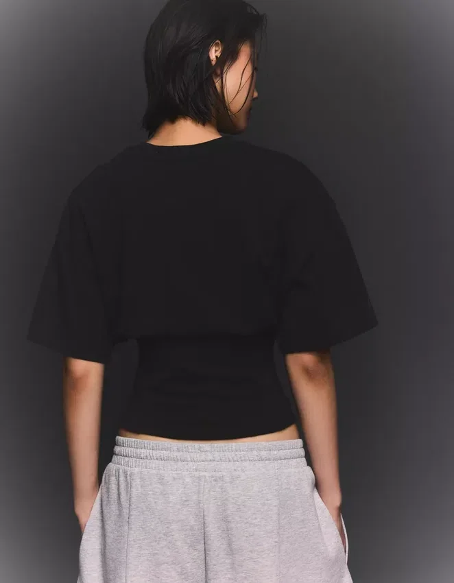Kurzarm-T-Shirt mit Korsett-Taille Kurzarm-T-Shirt mit Korsett-Taille