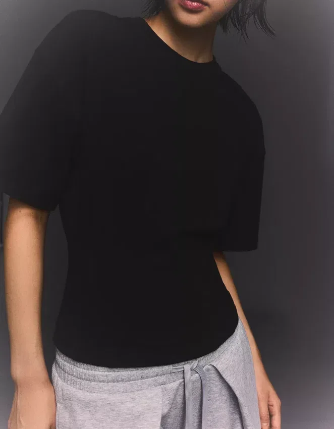 Kurzarm-T-Shirt mit Korsett-Taille Kurzarm-T-Shirt mit Korsett-Taille
