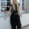 Kurze Lace-Hose mit tiefem Schritt – #Bershkastyle – Damen Kurze Lace-Hose mit tiefem Schritt – #Bershkastyle – Damen