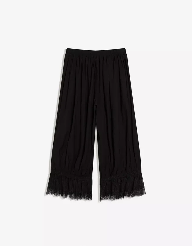 Kurze Lace-Hose mit tiefem Schritt – #Bershkastyle – Damen Kurze Lace-Hose mit tiefem Schritt – #Bershkastyle – Damen