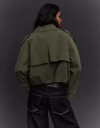 Kurzer Trenchcoat mit Ballon-Effekt – Jacken und Mäntel