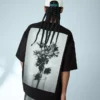 Kurzärmeliges Plüsch-T-Shirt mit Aufdruck – T-Shirts und Poloshirts Kurzärmeliges Plüsch-T-Shirt mit Aufdruck – T-Shirts und Poloshirts