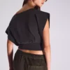 Kurzärmeliges T-Shirt mit asymmetrischem Print Kurzärmeliges T-Shirt mit asymmetrischem Print