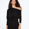 Langärmliges Minikleid mit Schärpe