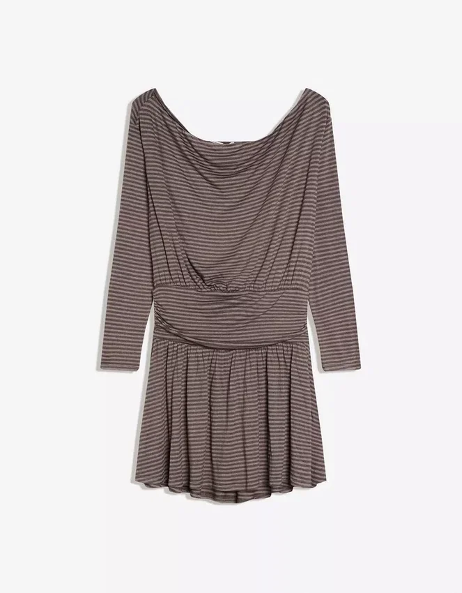 Langärmliges Minikleid mit Schärpe – Kleider und Overalls Langärmliges Minikleid mit Schärpe – Kleider und Overalls