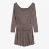 Langärmliges Minikleid mit Schärpe – Kleider und Overalls Langärmliges Minikleid mit Schärpe – Kleider und Overalls