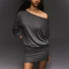 Langärmliges Minikleid mit tailliertem Rock