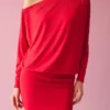Langärmliges Minikleid mit tailliertem Rock