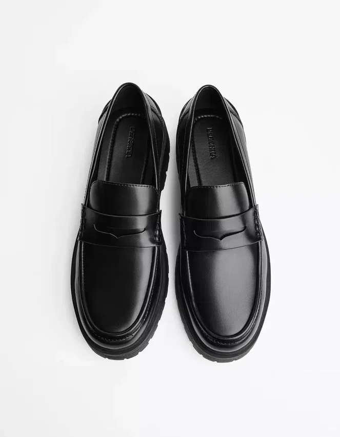 Loafer mit klobiger Sohle – Schuhe Loafer mit klobiger Sohle – Schuhe