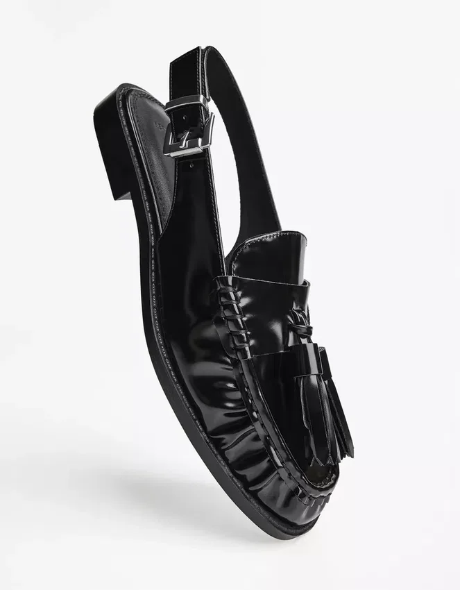 Loafer ohne Ferse mit Quasten – Schuhe Loafer ohne Ferse mit Quasten – Schuhe