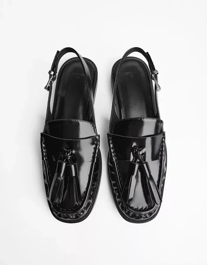 Loafer ohne Ferse mit Quasten – Schuhe Loafer ohne Ferse mit Quasten – Schuhe