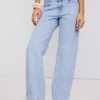Low-Rise-Jeans mit geradem Bein – Hose