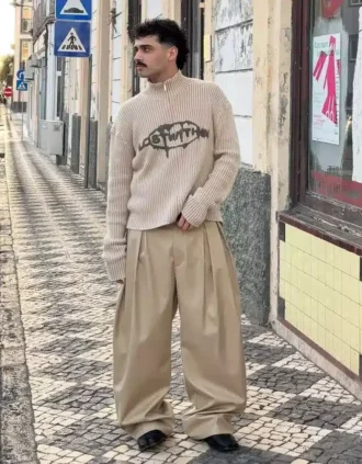 Maßgeschneiderte Megabaggy-Hose Maßgeschneiderte Megabaggy-Hose