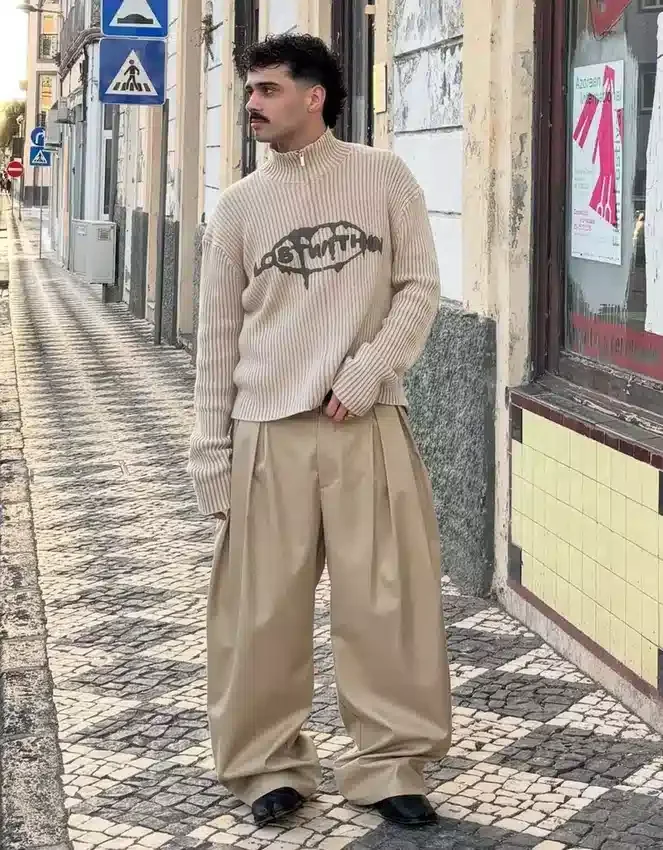 Maßgeschneiderte Megabaggy-Hose Maßgeschneiderte Megabaggy-Hose