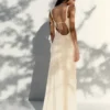 Midi-Kleid mit Spitzenbesatz Midi-Kleid mit Spitzenbesatz