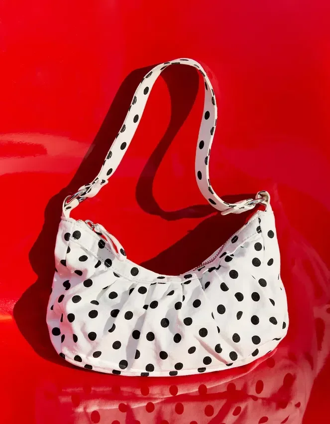 Mini-Tasche mit Polka-Dots Mini-Tasche mit Polka-Dots