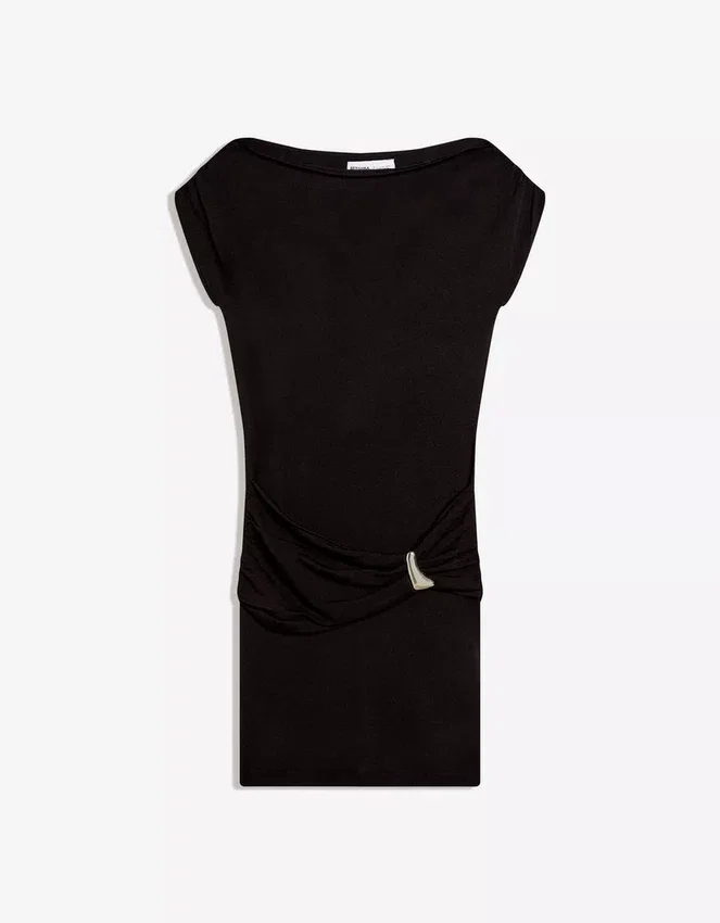 Minikleid mit Gürtel – Kleider und Overalls Minikleid mit Gürtel – Kleider und Overalls