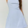 Minikleid mit Schleife am Rücken Minikleid mit Schleife am Rücken