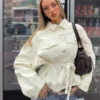 Oversize-Denim-Jeansjacke – Jacken und Trenchcoats Oversize-Denim-Jeansjacke – Jacken und Trenchcoats