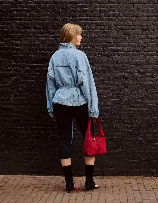 Oversize-Denim-Jeansjacke – Jacken und Trenchcoats Oversize-Denim-Jeansjacke – Jacken und Trenchcoats