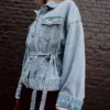 Oversize-Denim-Jeansjacke – Jacken und Trenchcoats Oversize-Denim-Jeansjacke – Jacken und Trenchcoats