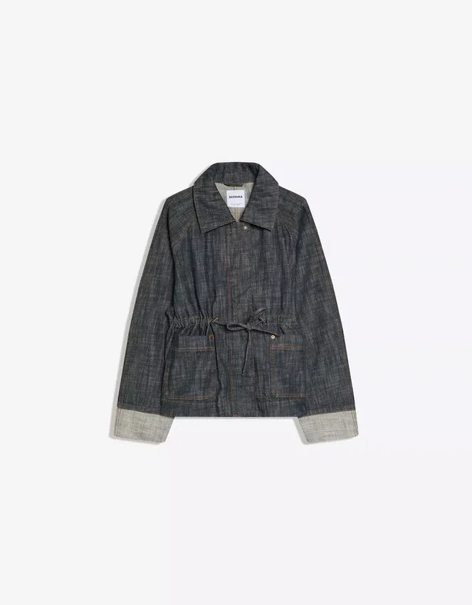 Oversize-Denim-Jeansjacke mit Struktur – Jacken und Trenchcoats Oversize-Denim-Jeansjacke mit Struktur – Jacken und Trenchcoats