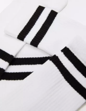 Packung gestreifter Sportsocken – Accessoires Packung gestreifter Sportsocken – Accessoires